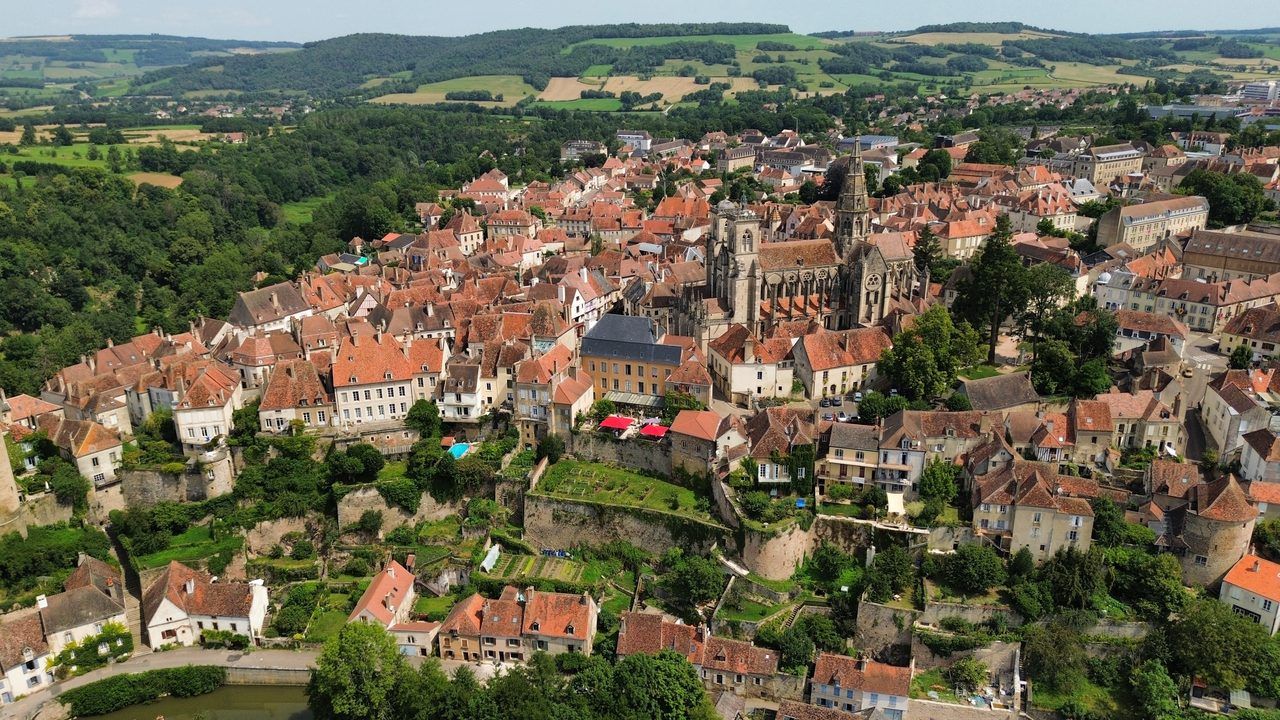 Semur-en-Auxois