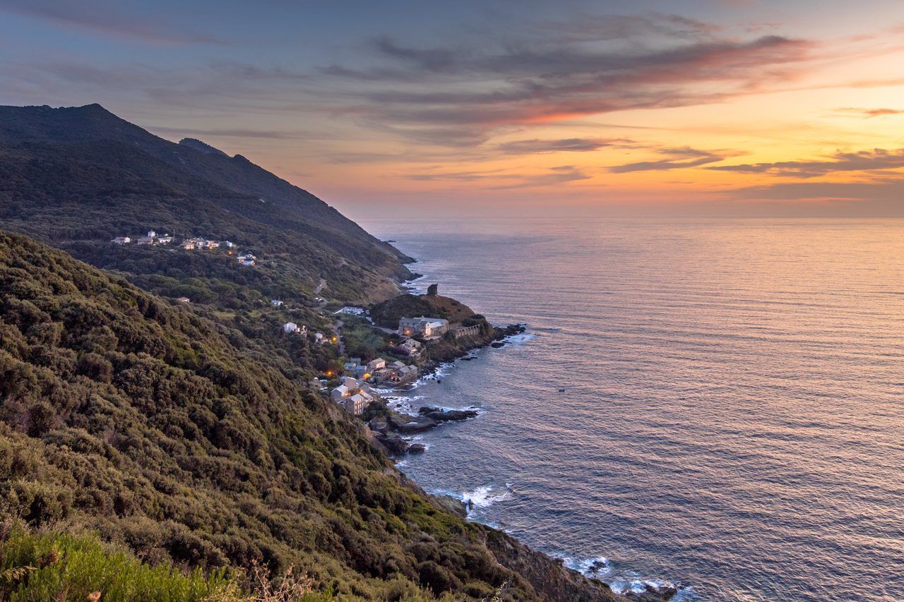 village corse arrière-pays