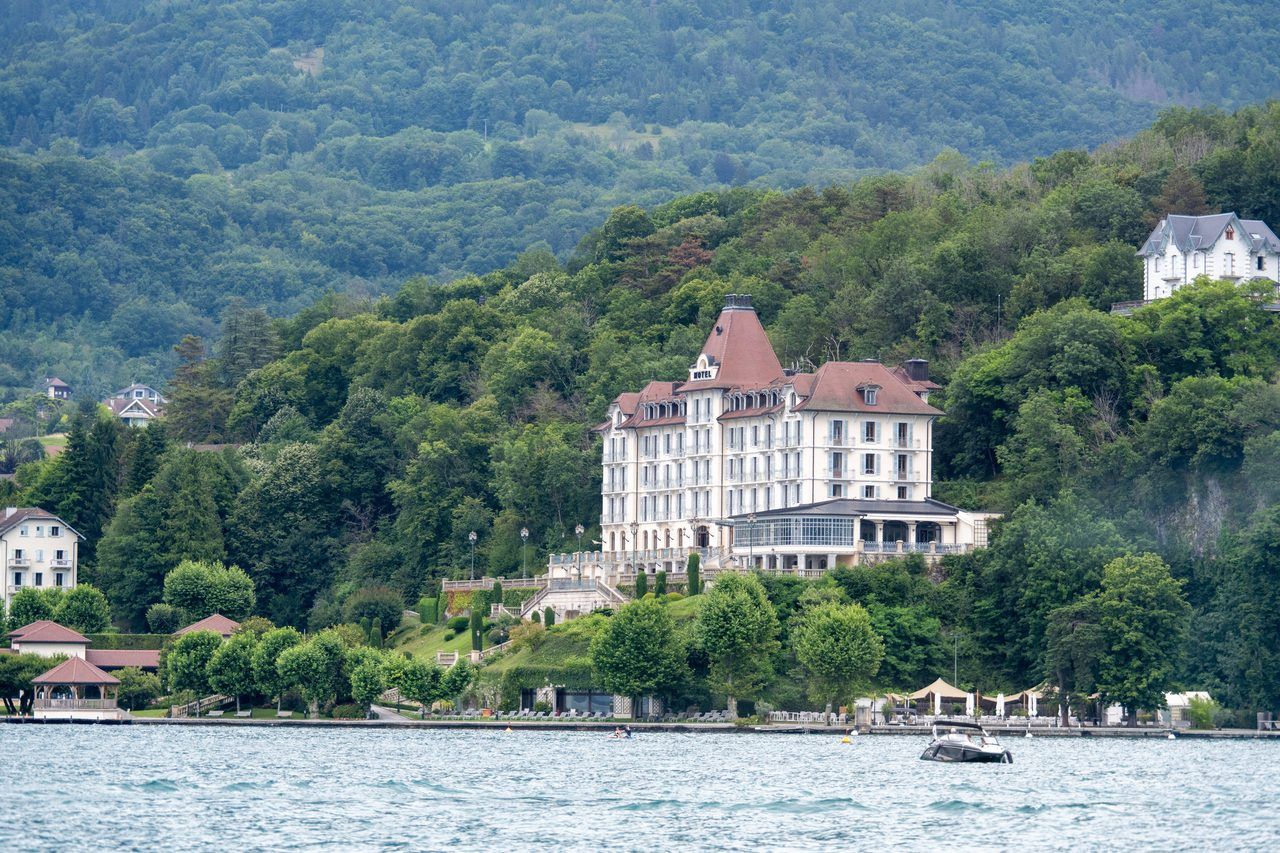 Lac d'Annecy hébergement