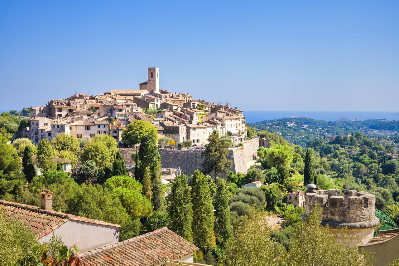 Les plus beaux villages perchés de France : notre sélection 2026