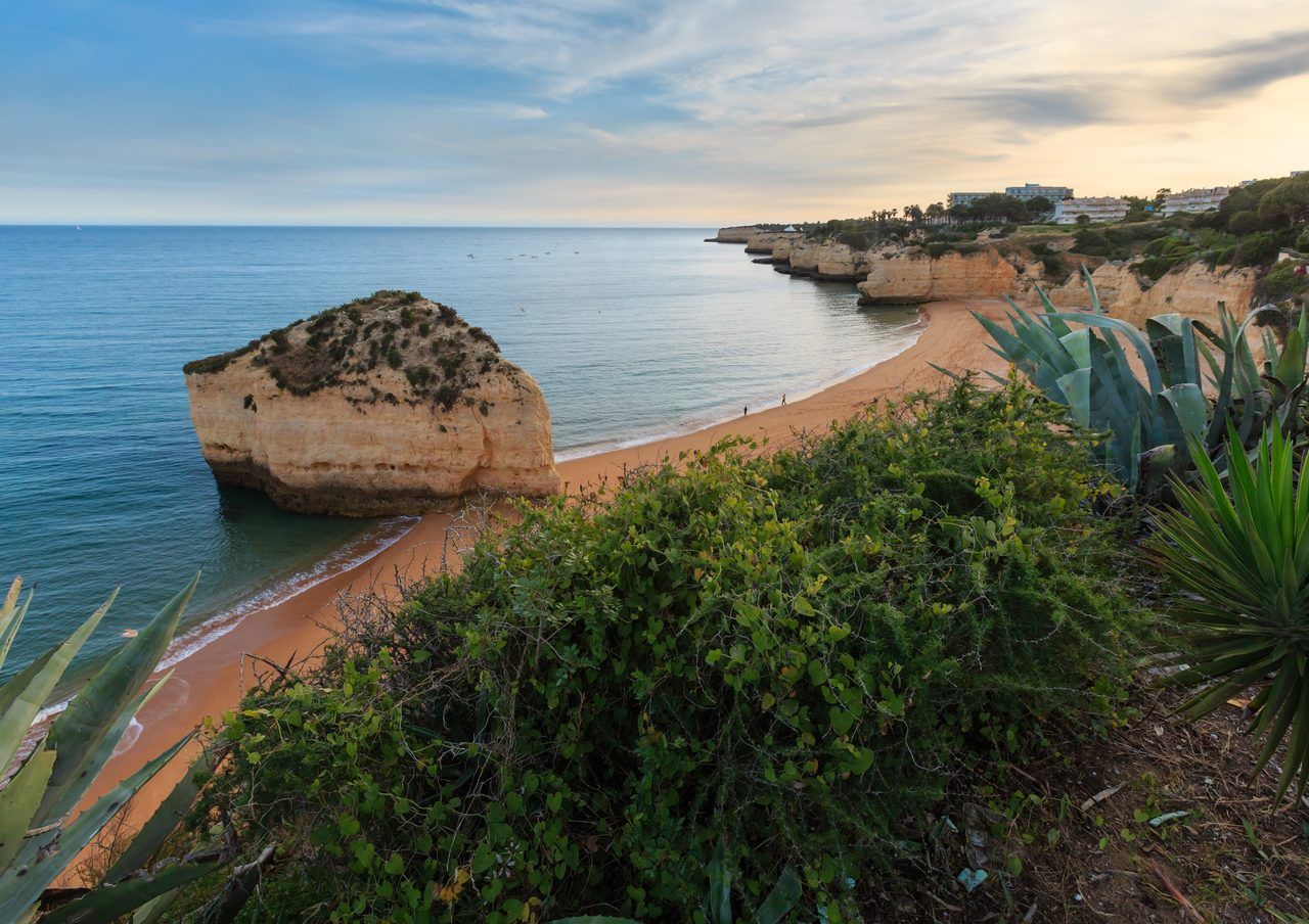 Praia da Cova Redonda