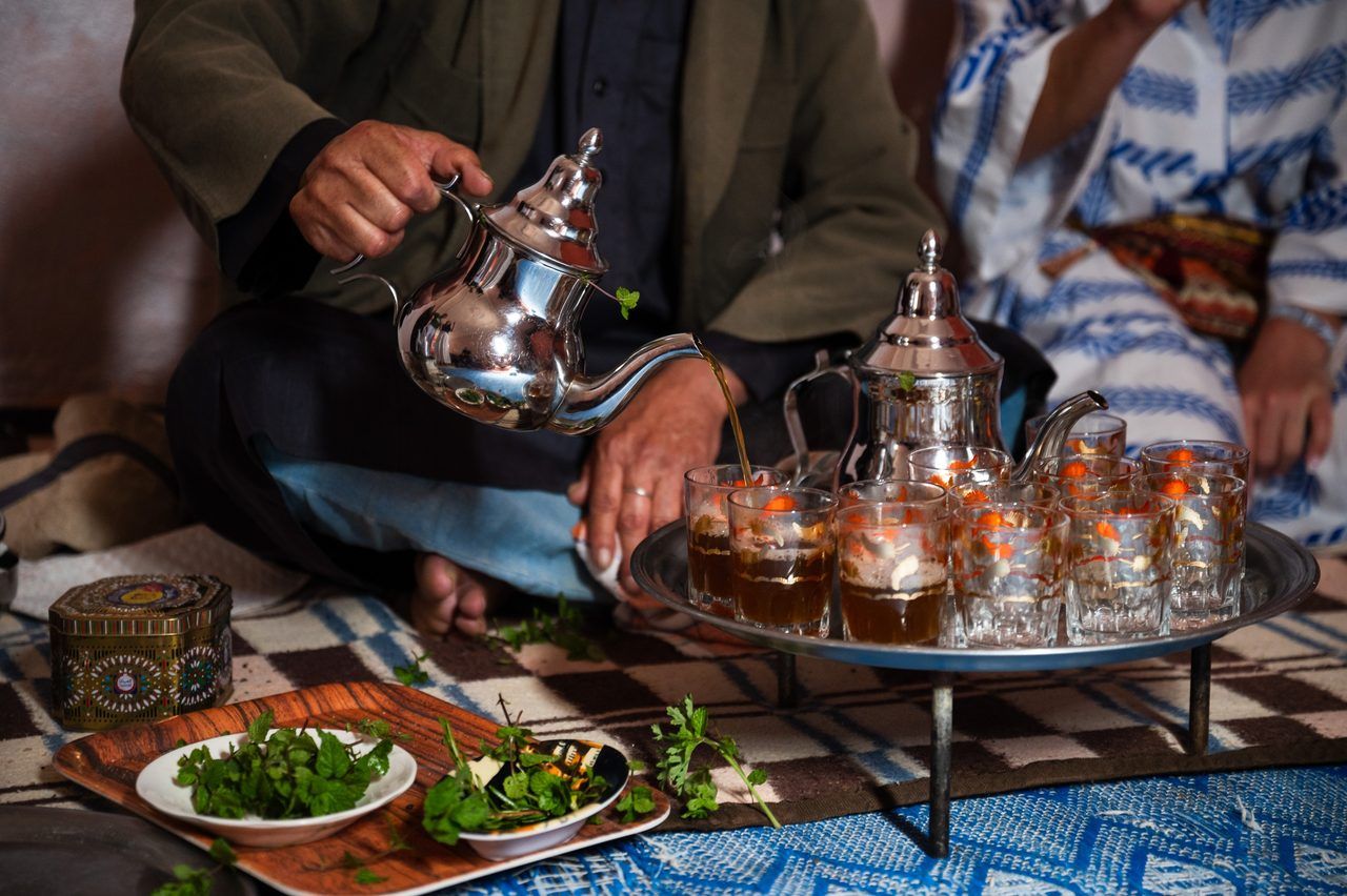 thé à la menthe maison traditionnelle
