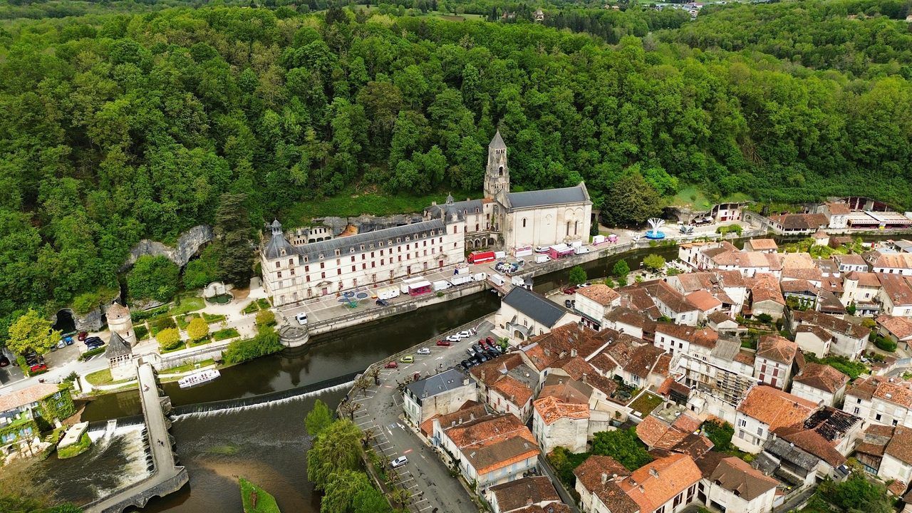Que faire à Brantôme en 2026 : 15 expériences dans la Venise du Périgord