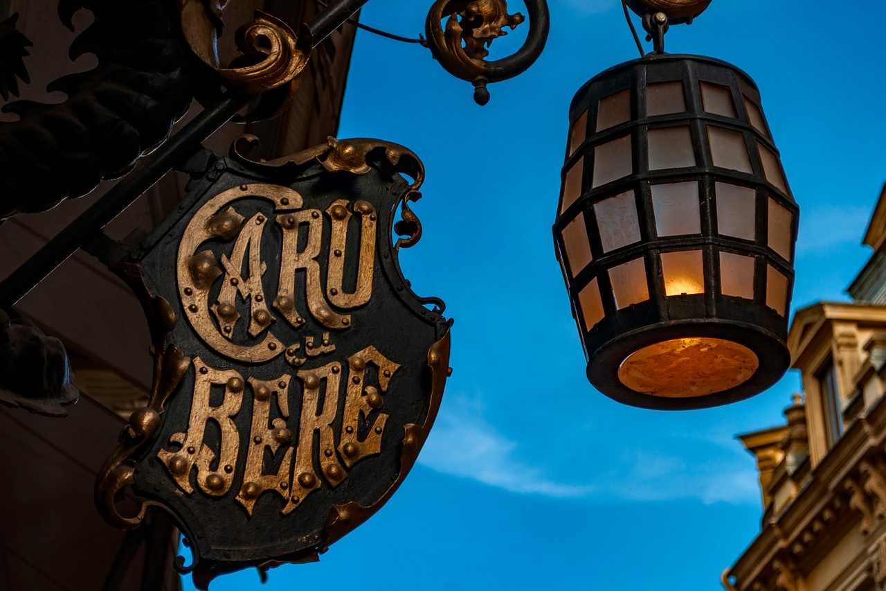 Caru' cu Bere