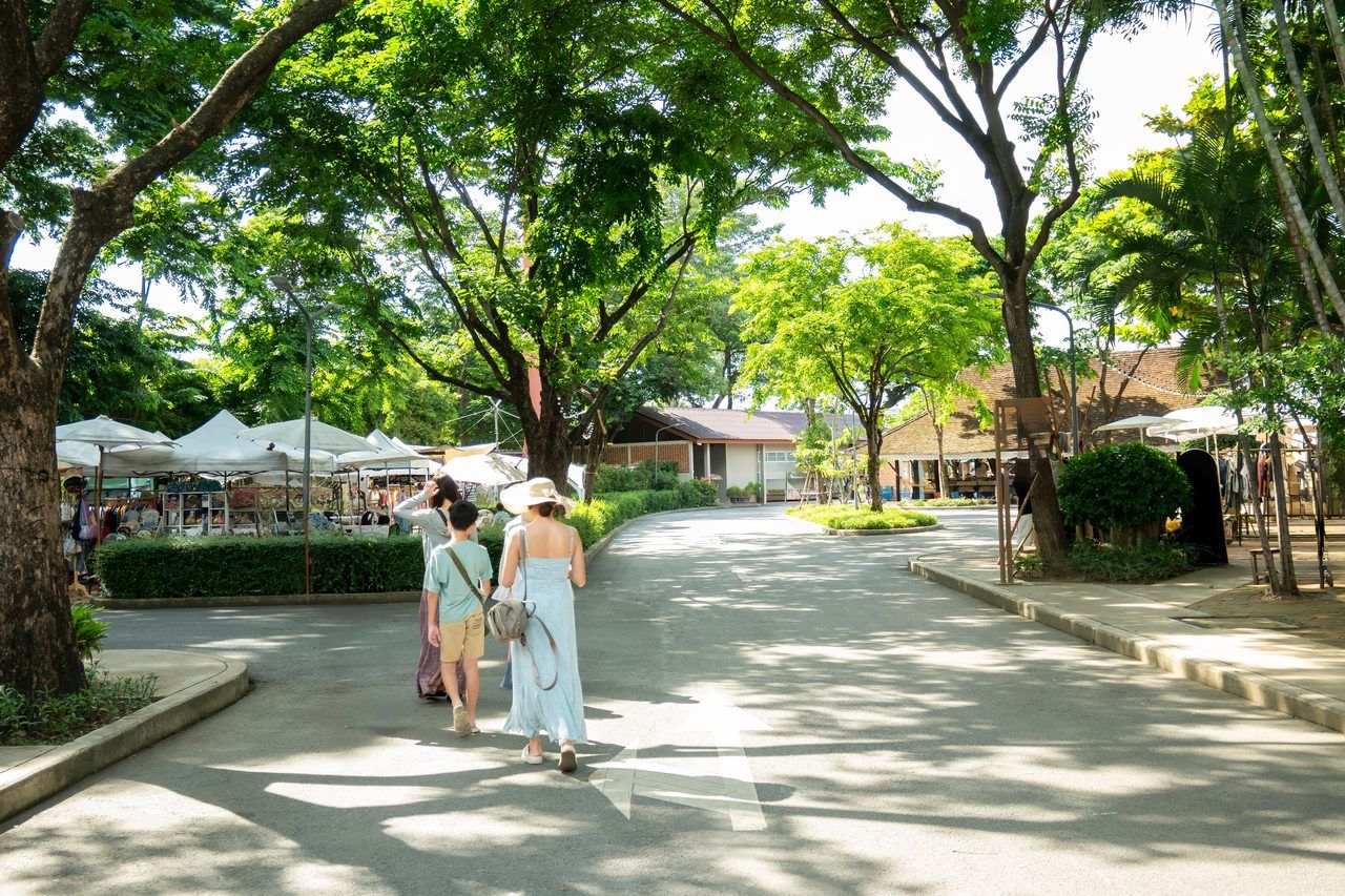 Sunday Walking Street Chiang Mai