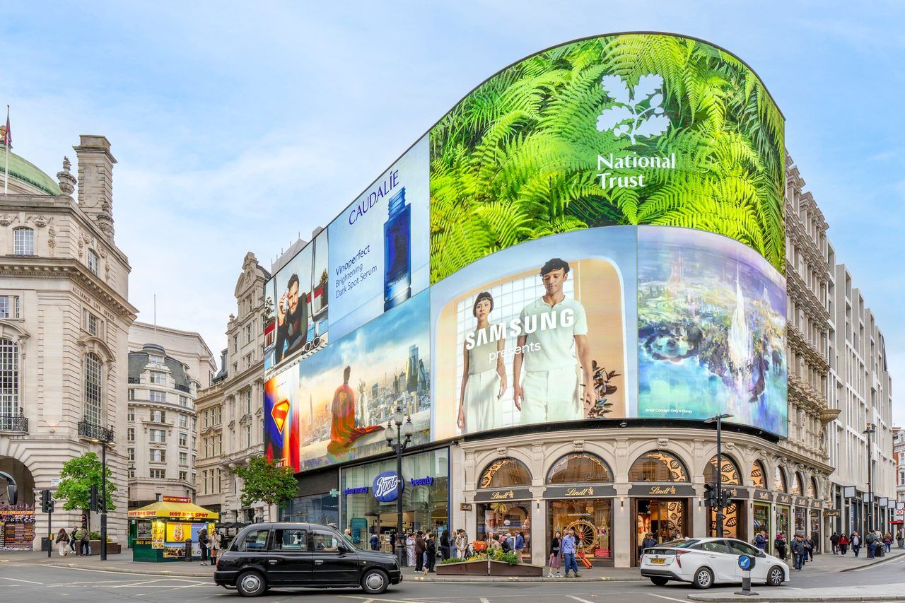 Piccadilly Circus