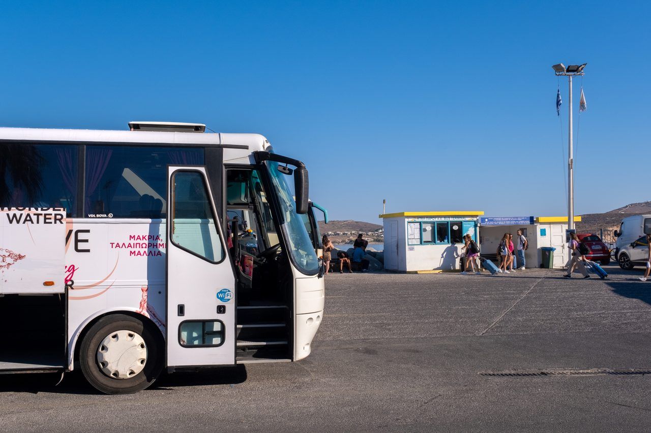 Bus Paros