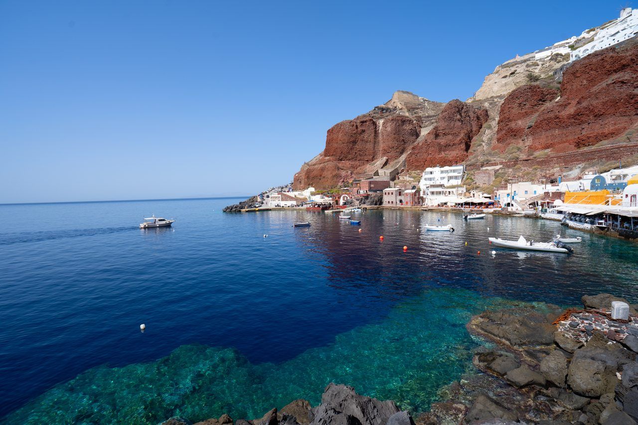 Amoudi Bay