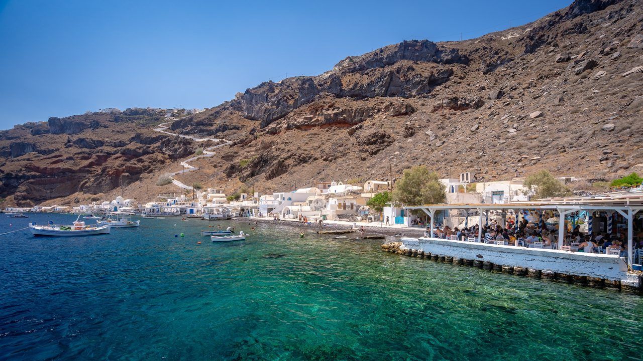 Thirassia île