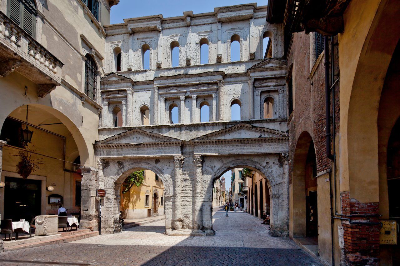 Porta Borsari