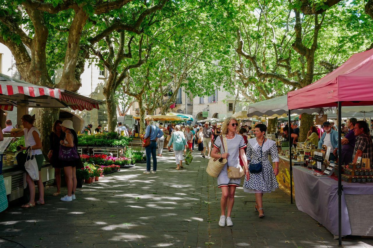 Place aux Herbes Uzès