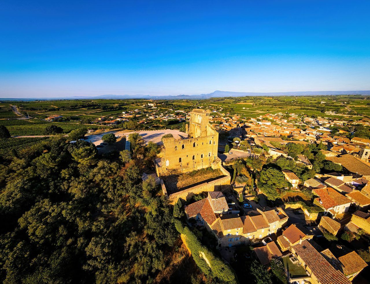 Château pontifical Châteauneuf-du-Pape