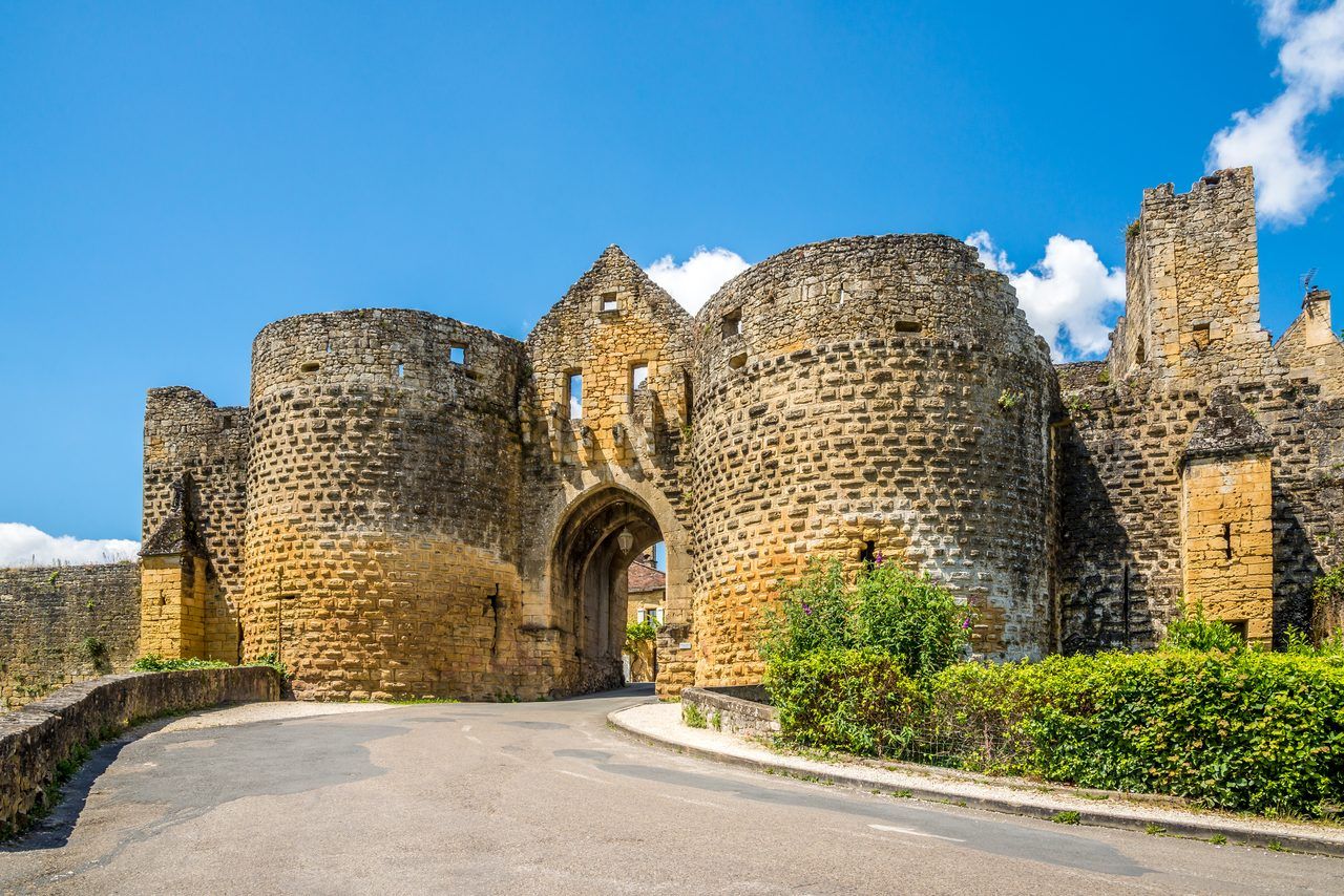 Porte des Tours Domme