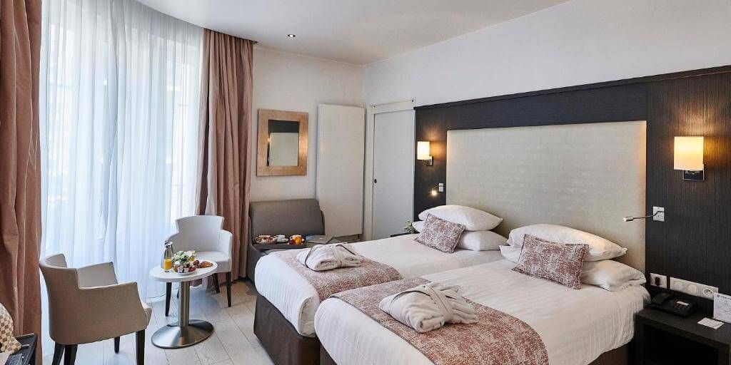 Annecy hotels Best Western hotel Carlton