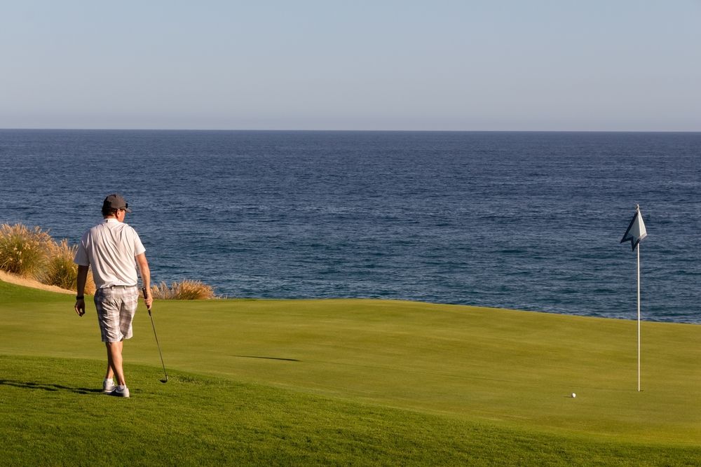 golf-face-a-la-mer