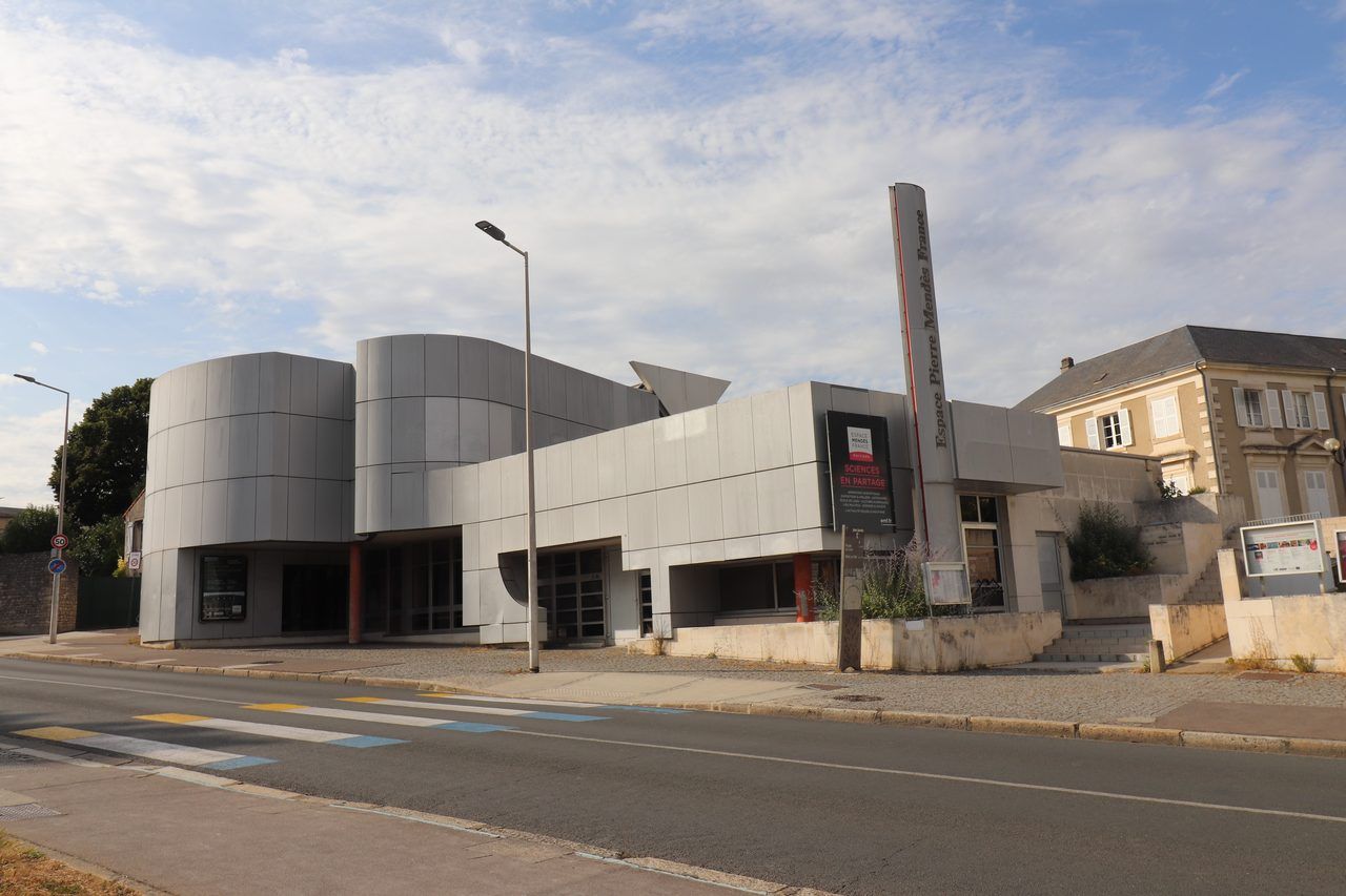 Espace Mendès France Poitiers