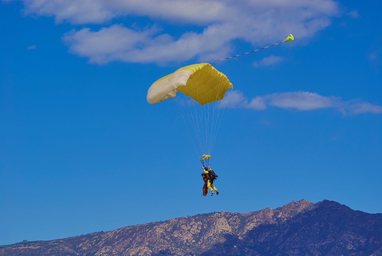 saut en parachute tandem