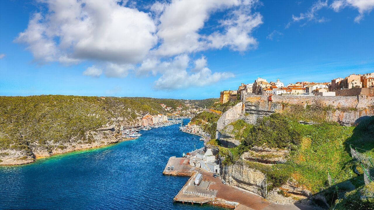 Bonifacio cliffs