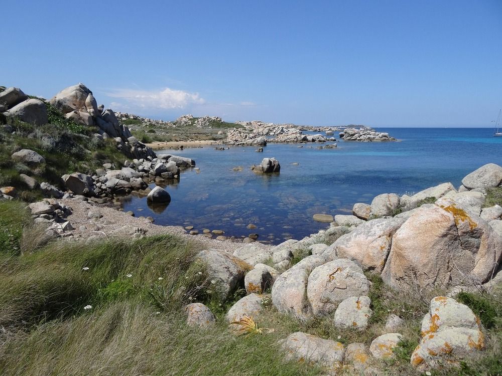 ile-lavezzi-baie-corse