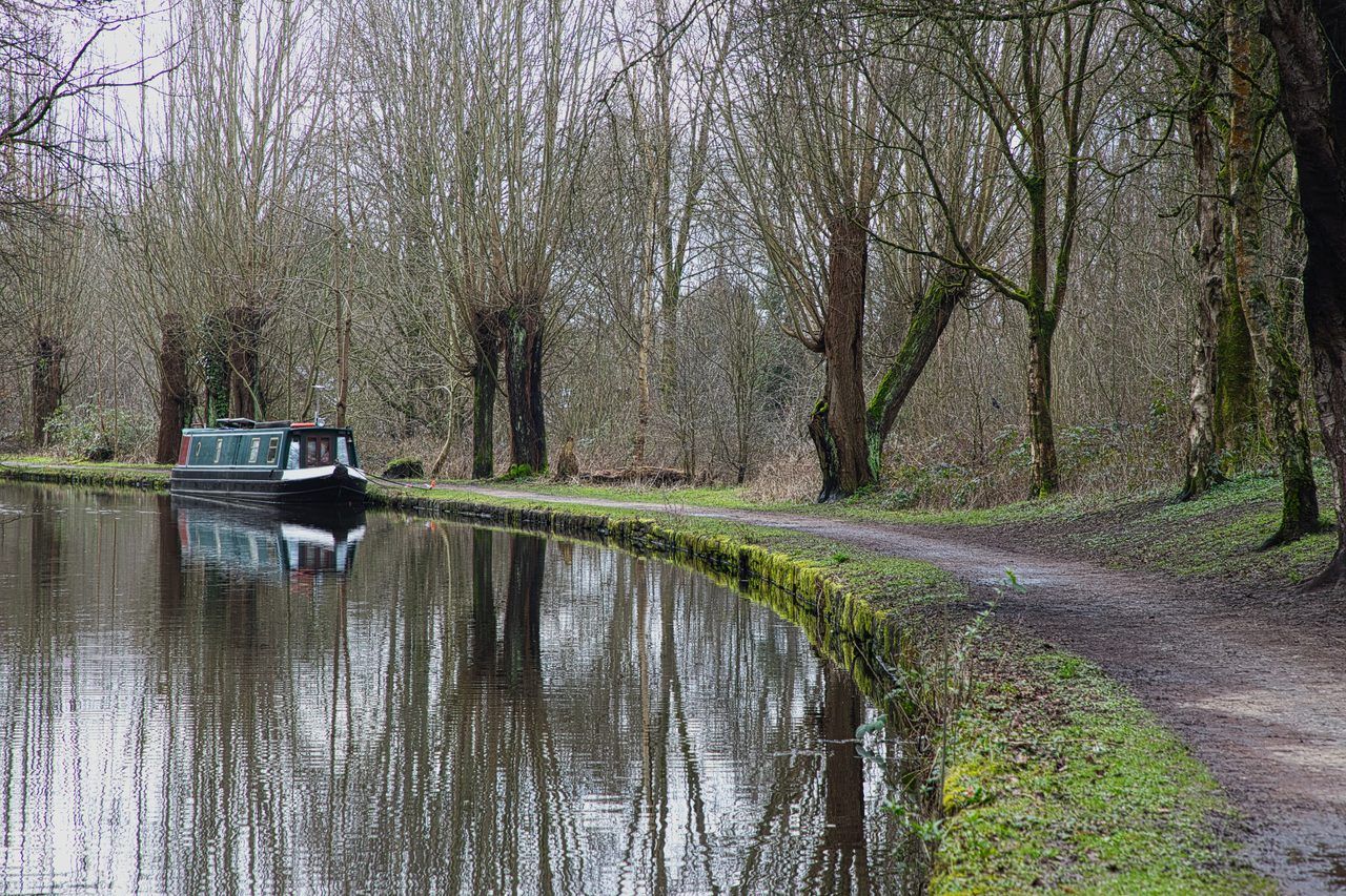 balade en barque canaux