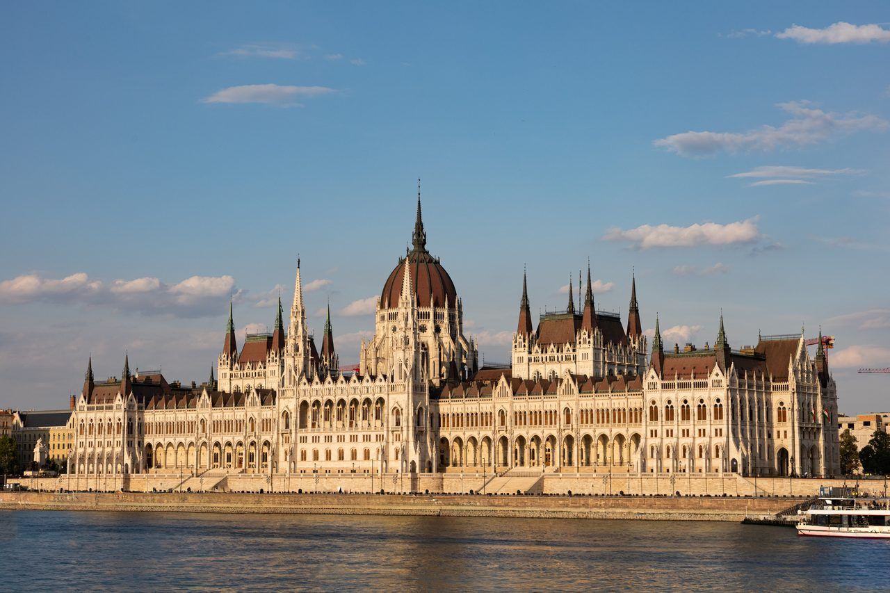 Visiter le Parlement de Budapest en 2026 : histoire, intérieur et conseils pratiques