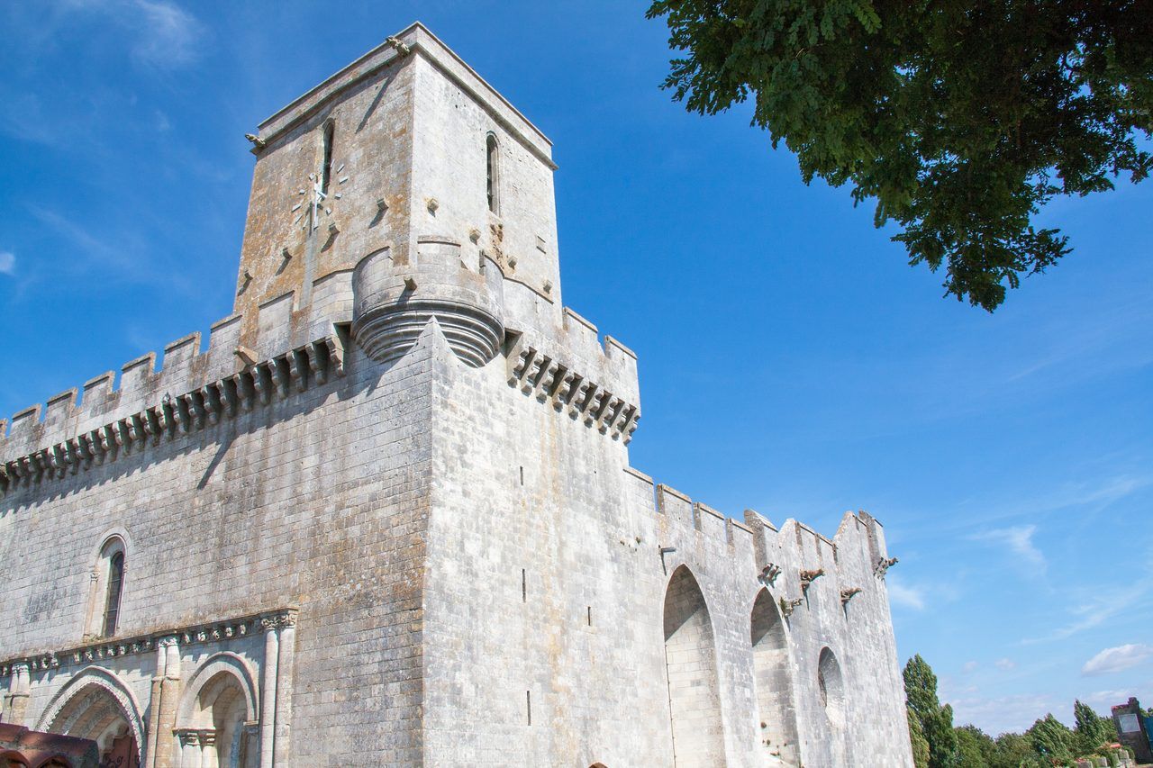 Église fortifiée Esnandes