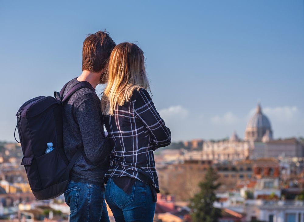 couple-voyageur-rome