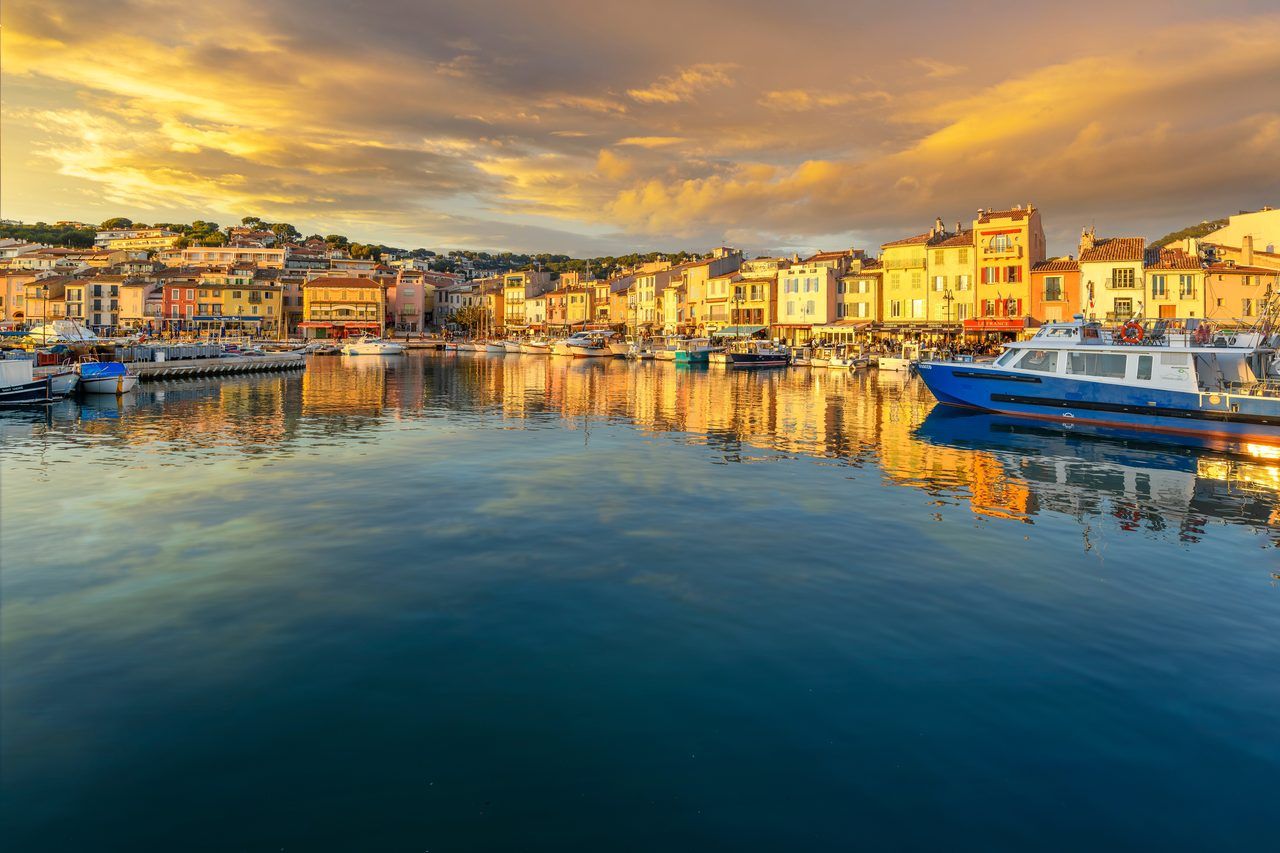 Cassis village