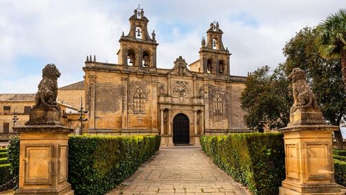 Basilique Santa María de los Reales Alcázares