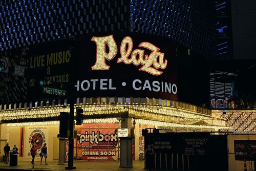 Plaza Hotel & Casino