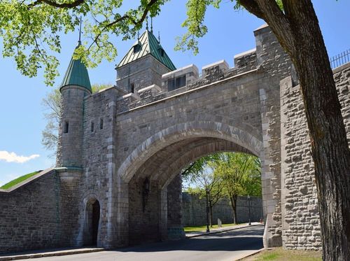 Les Fortifications