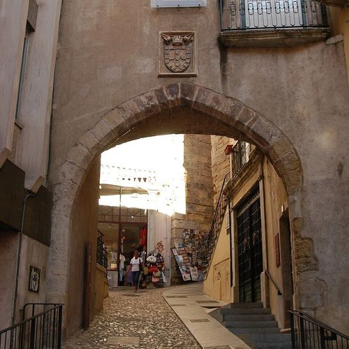 Porta da Barbacã