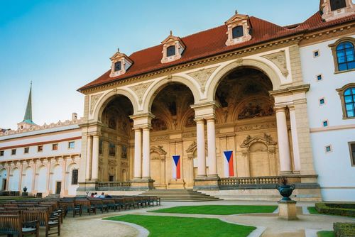 Le palais Wallenstein