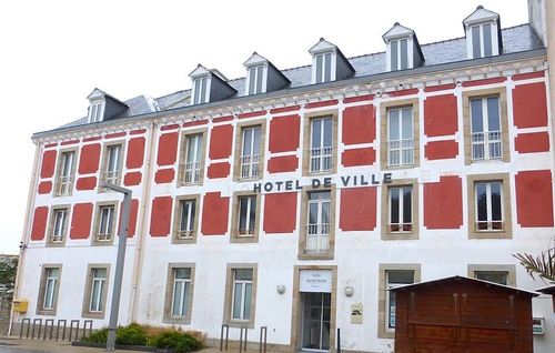 Quiberon Town Hall 