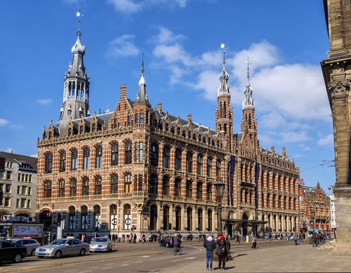 Magna Plaza