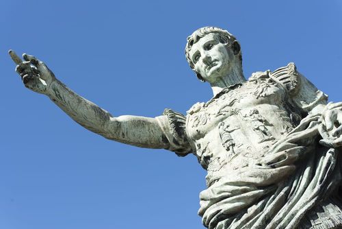 Statue d’Auguste