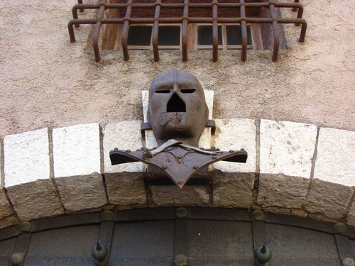 La tour du Masque de Fer