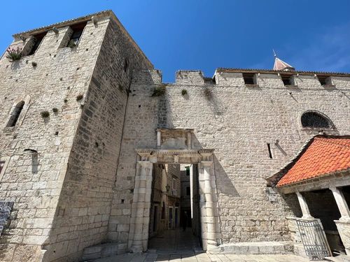 Porte Juzna
