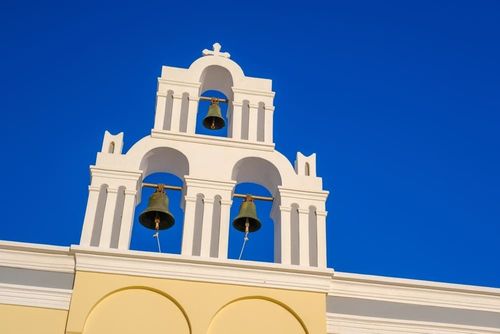 Trois Cloches de Fira
