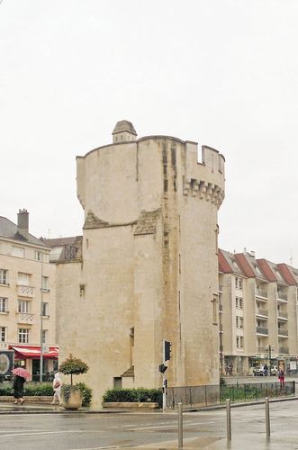 Tour Guillaume-Le-Roy
