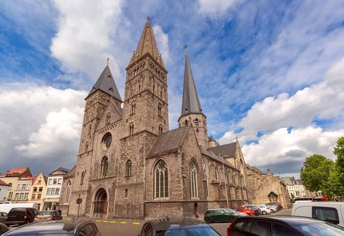 L’église Saint-Jacques