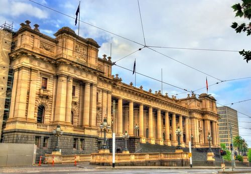Le Parlement
