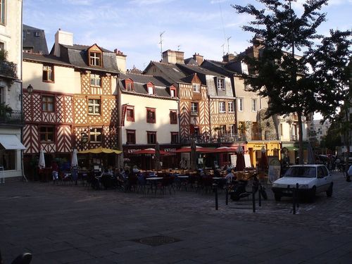 Place Rallier du Baty