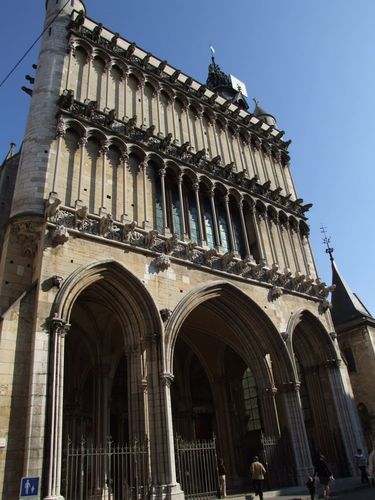 Église Notre-Dame et son Jacquemart