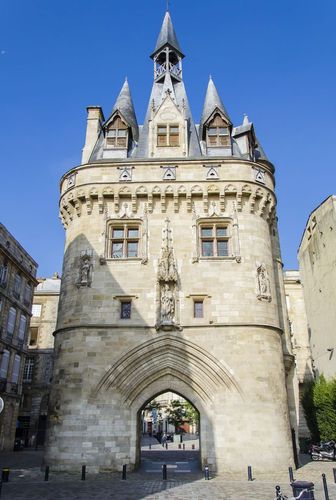 Porte Cailhau