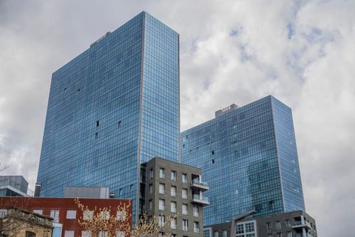 Les tours d'Isozaki