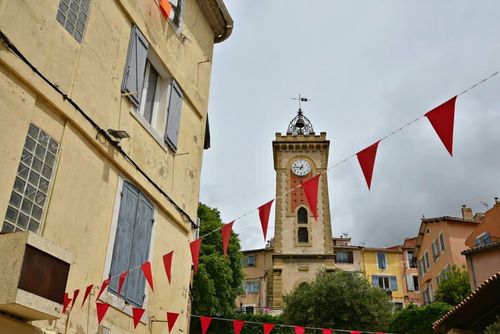Place de l’Horloge