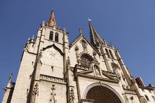 Place et église Saint-Paul