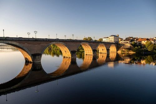 Quais de la Dordogne