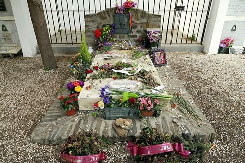 Tombe de Machado